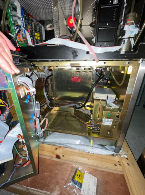 Used 1995 KLA TENCOR SFS 6420