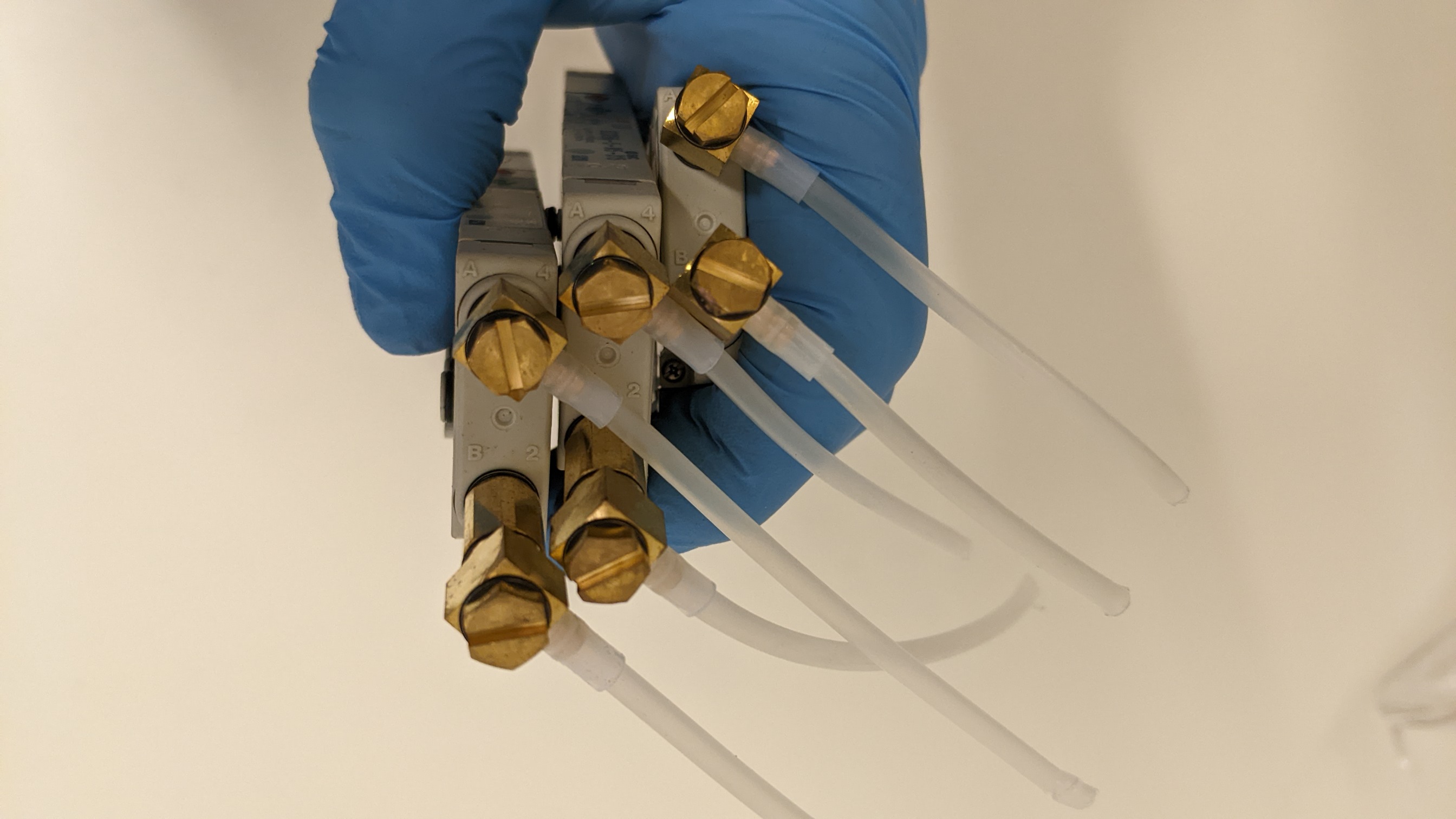 Used SMC 5 Port Solenoid Valve Rubber Seal, Body Ported Cassette Type Manifold