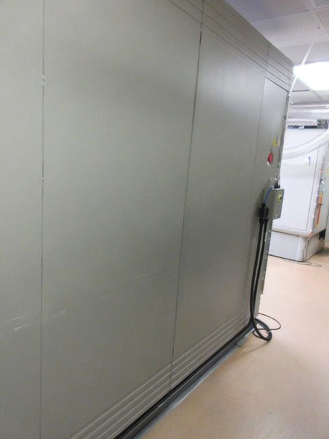 Used 1995 AMAT Varian E500HP Medium Current Implanter