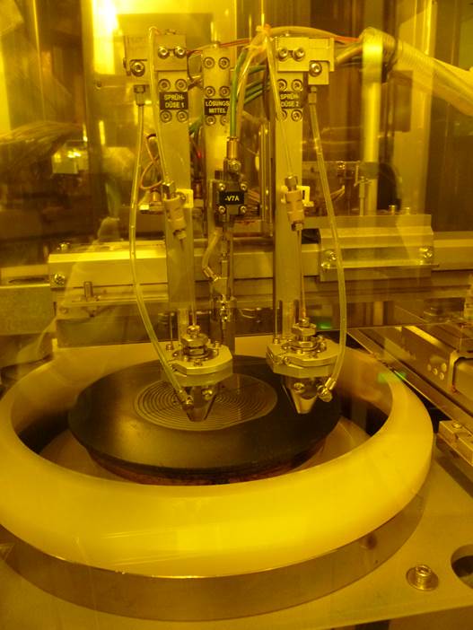 Used 2012 EVG 150 Gamma Spray Coater Developer