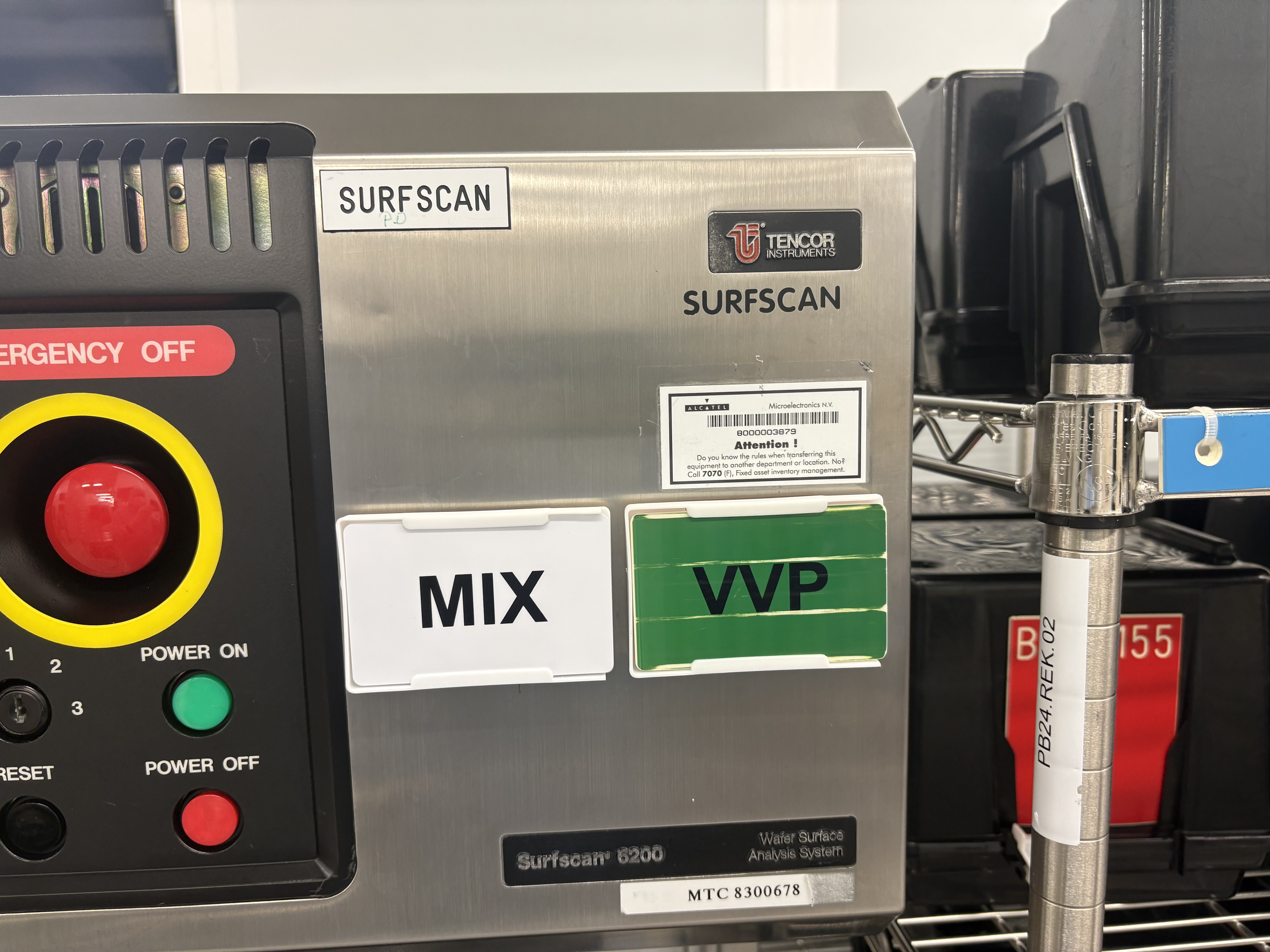 Used 1992 KLA Surfscan 6220