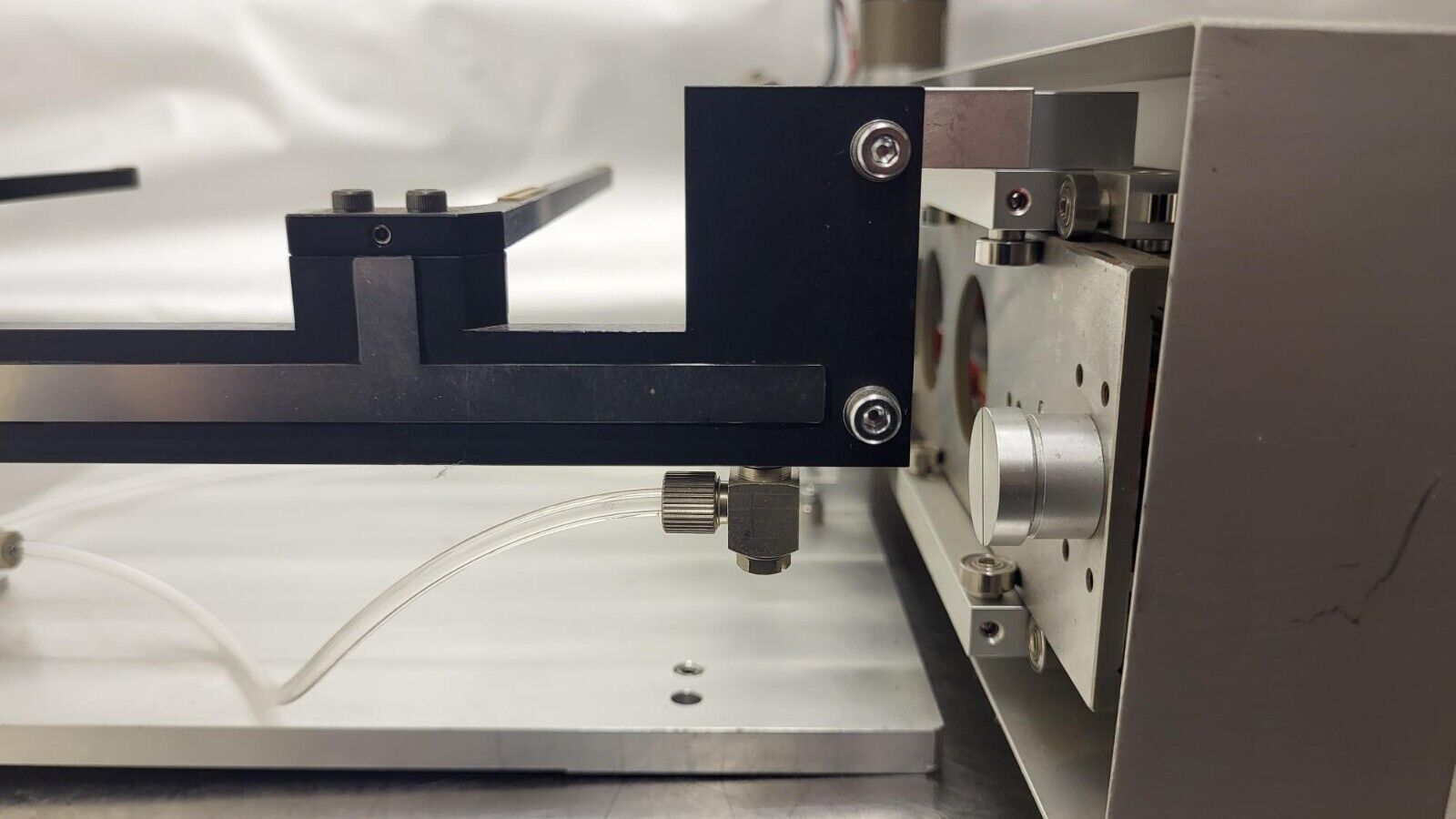 Used NIKON WAFER DEFECT DETECTOR/LOADER