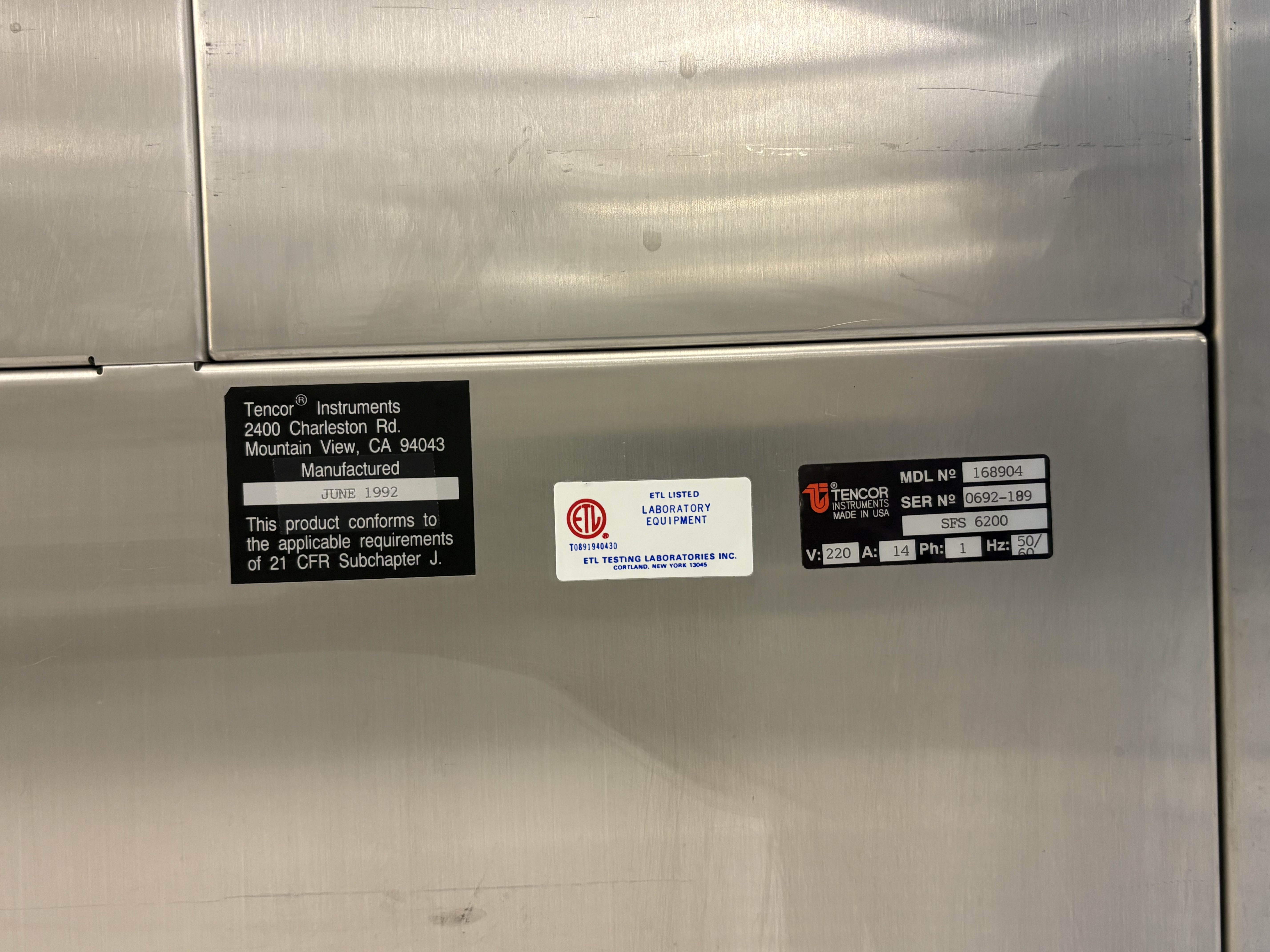 Used 1992 KLA Surfscan 6220