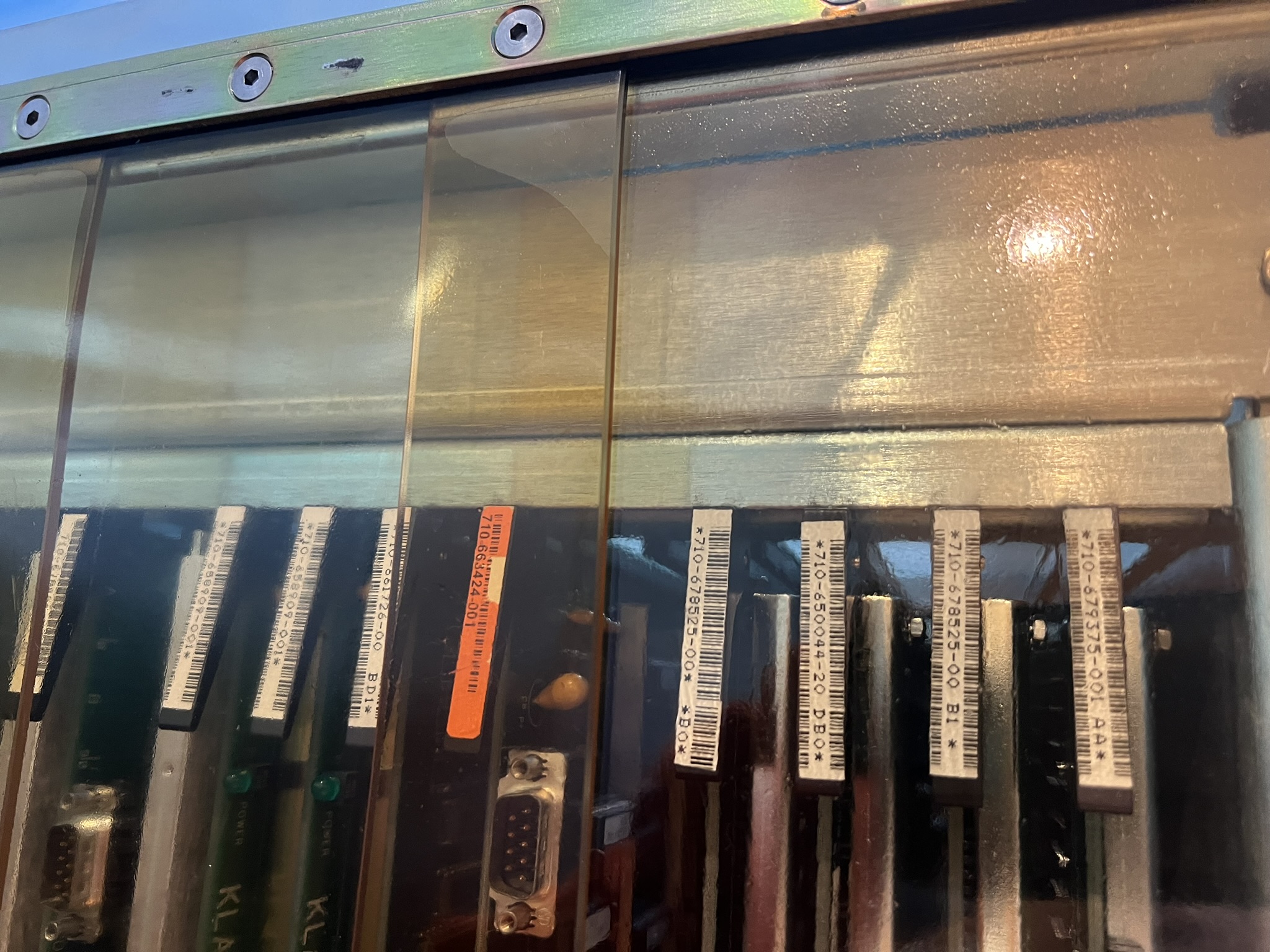 Used KLA 2138 XP Dual open cassette for 200mm