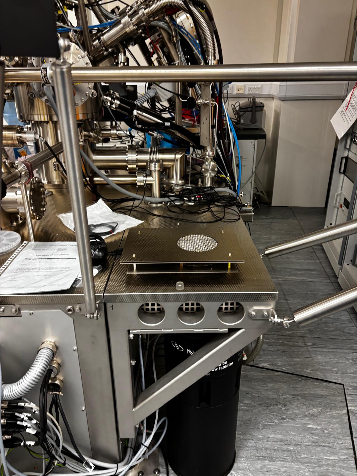 Used 2012 Omicron nanotechnology UHV System Multiscan Lab