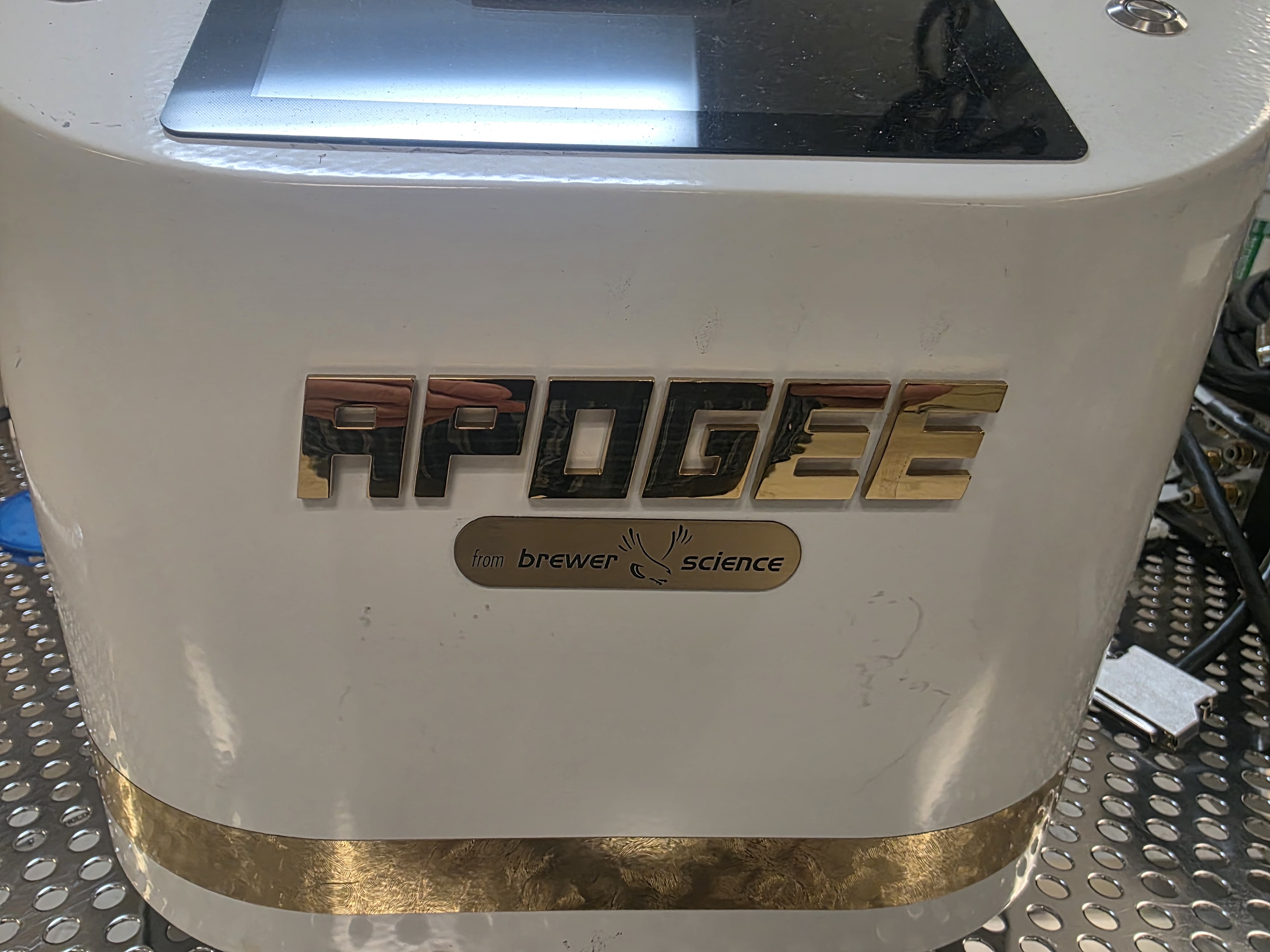 Used Brewer Science APOGEE Bake Plate System