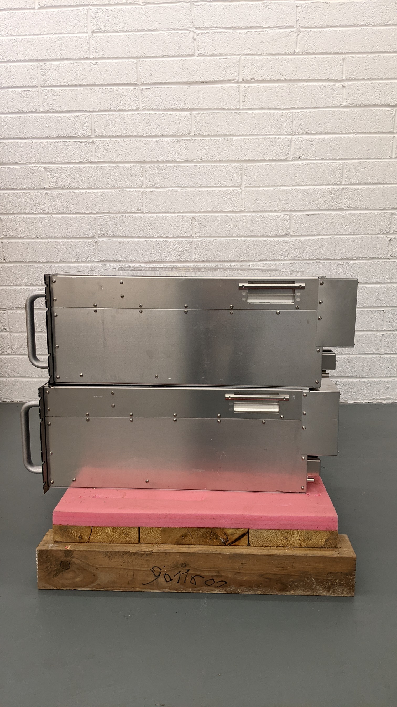 Used Nihon Koshuha ANT 190 RF Generator