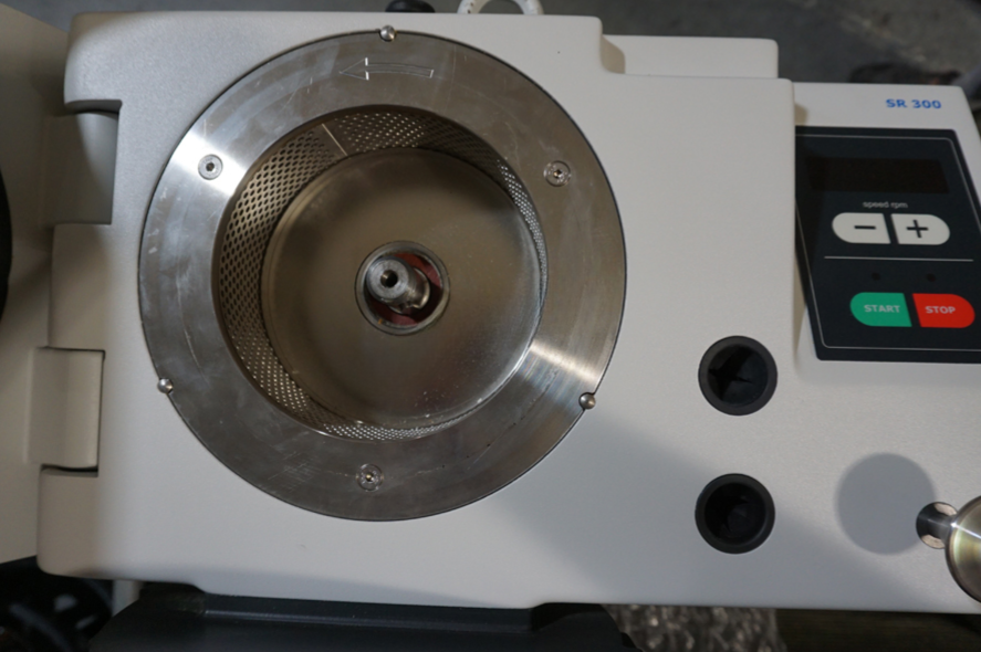 Used Retsch SR300 rotor beater mill