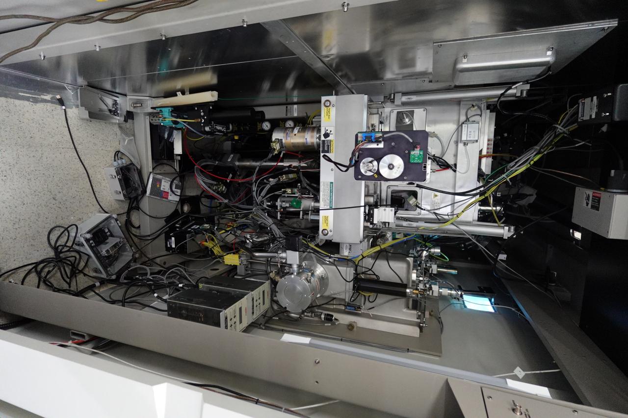Used AMAT / Varian Semiconductor Equipment Associates (VSEA) EHP-500