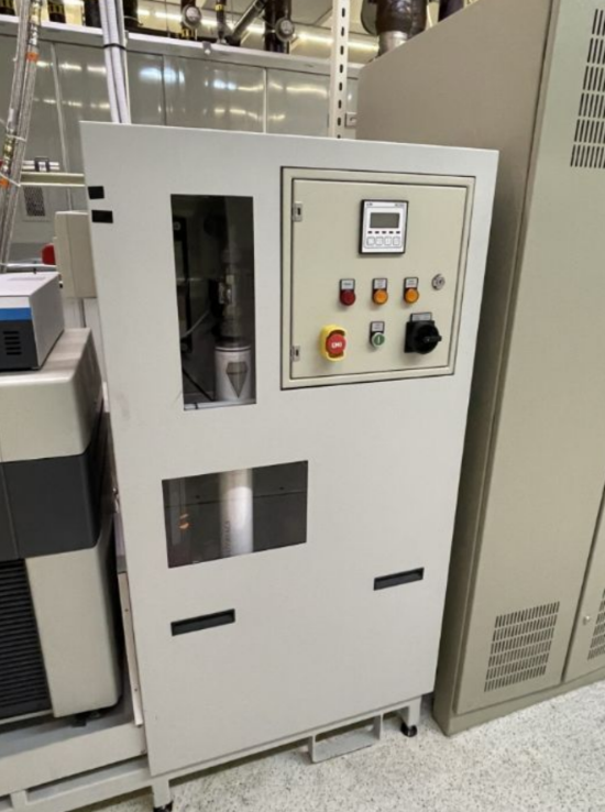 Used 2000 AMAT Quantum Leap II Low Energy Implanter XIMP-502