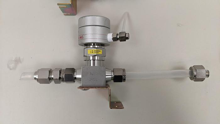 Refurbished Fujikin Incorporated 316L Type N.C