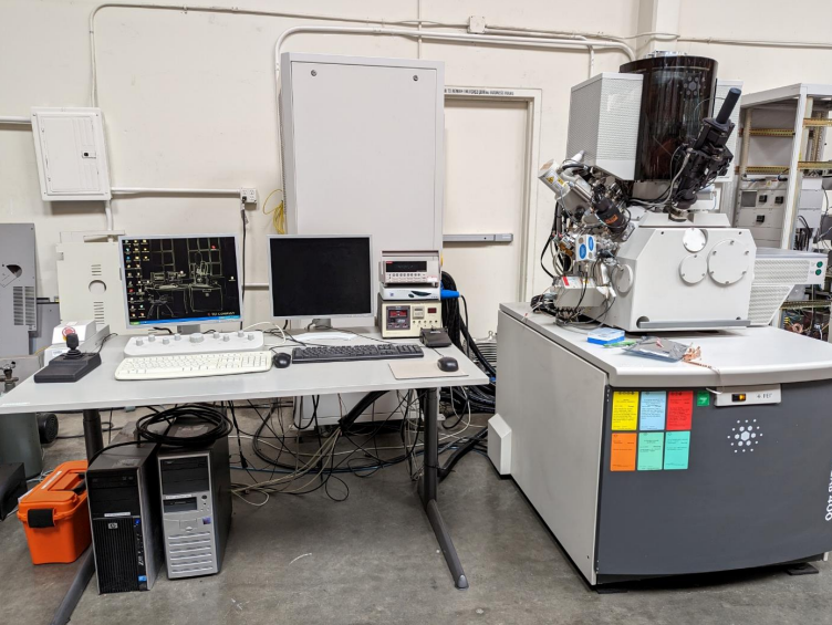 Used 2008 FEI Helios Nanolab 400
