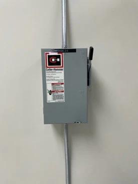 Used 2000 Hitachi S 4700 II FE-SEM (Field Emission Scanning Electron Microscope)