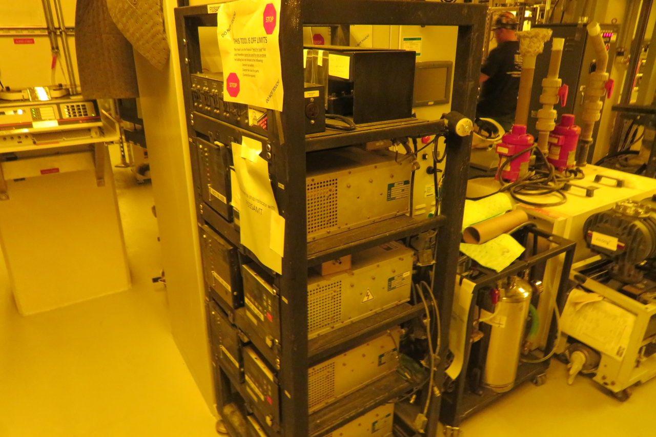 Used 1991 Applied Materials AMAT P-5000 Mark II DLH PECVD Silane