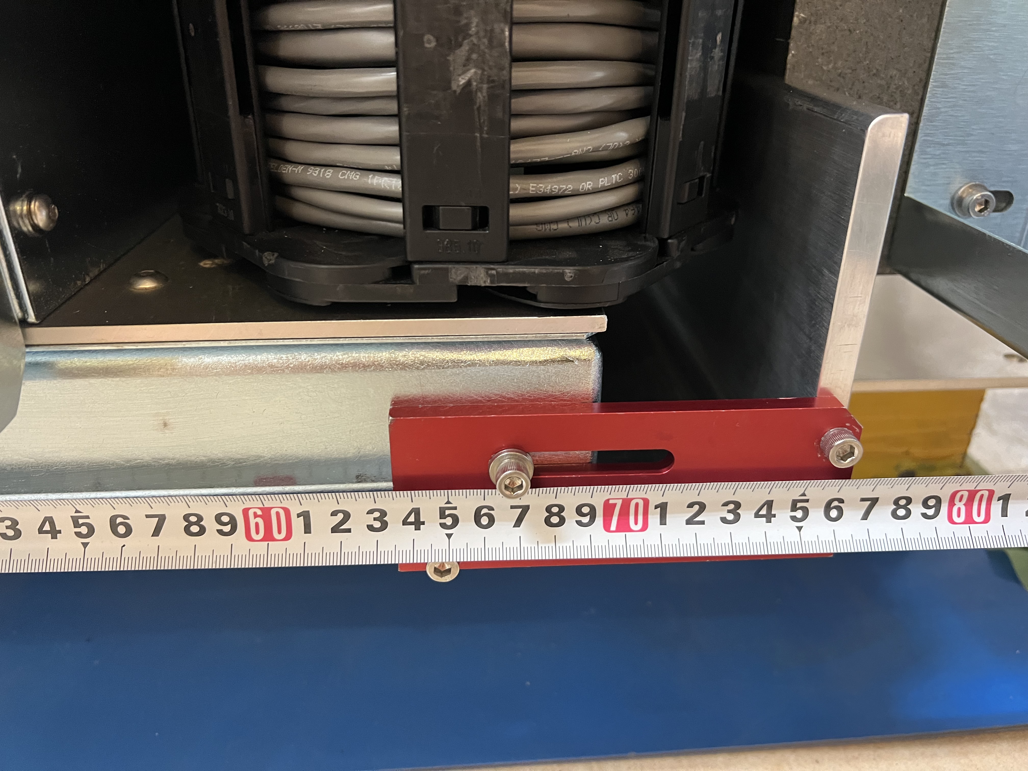 Used KLA 2138 XP Dual open cassette for 200mm