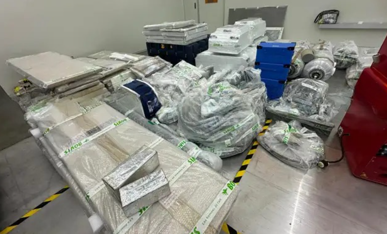 Refurbished 1999 Axcelis (Eaton) NV GSD-HE Ion Implanter