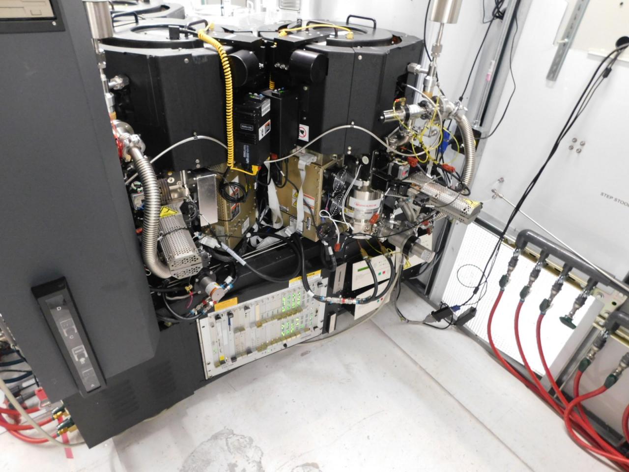 Used 2009 AMAT P-5000 Mark II MxP+ Dielectric