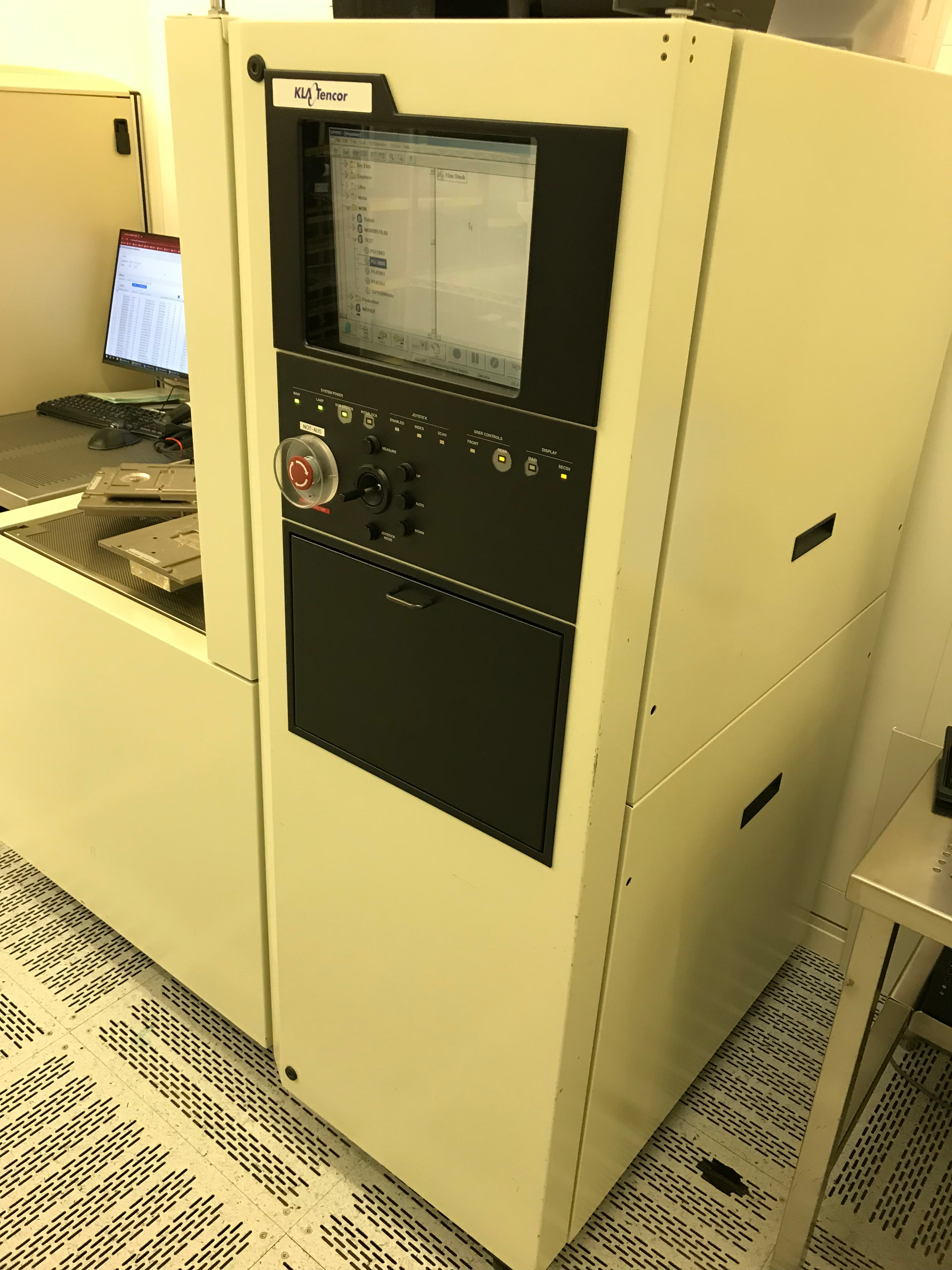 Used 2001 KLA UV 1280 SE