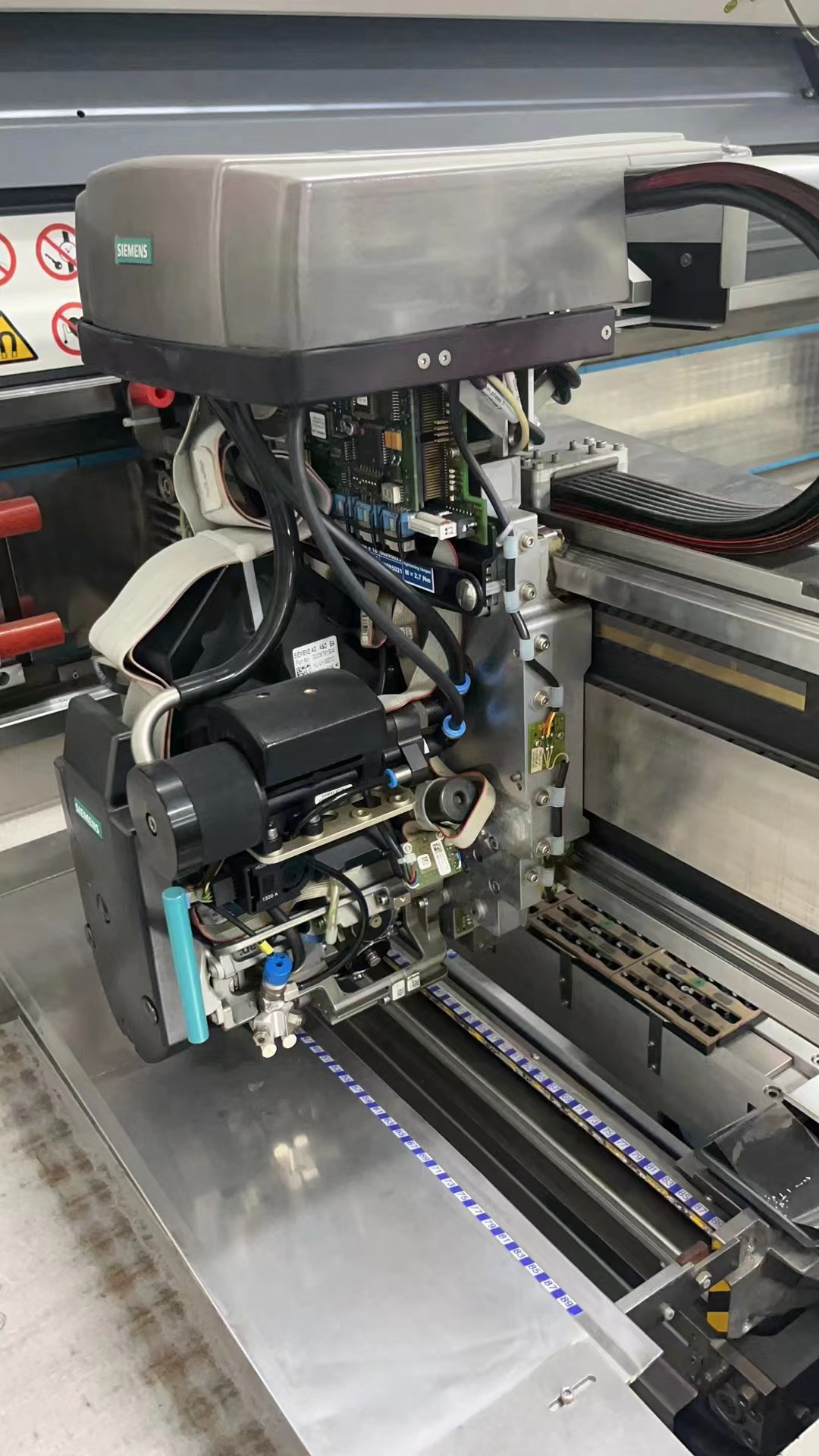 Used 2006 Siemens Siplace HF3