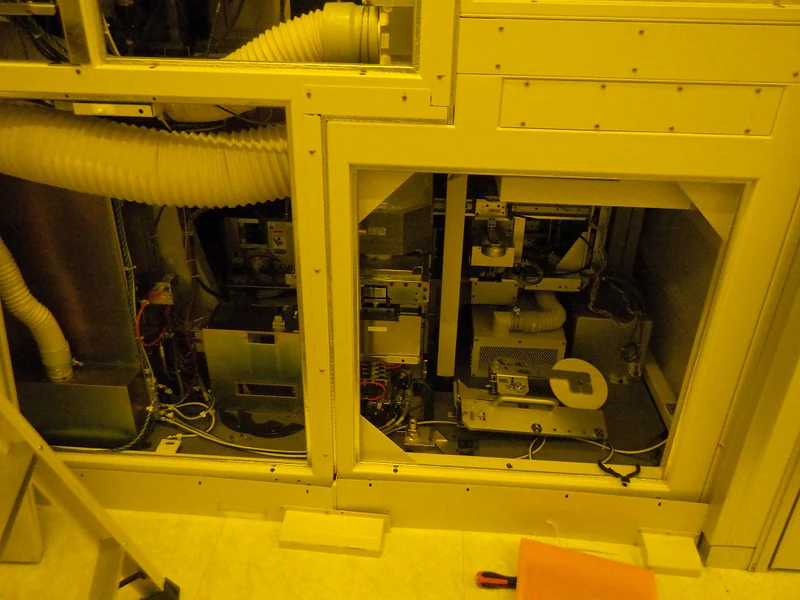 Used 2000 Canon FPA 3000 iW Stepper