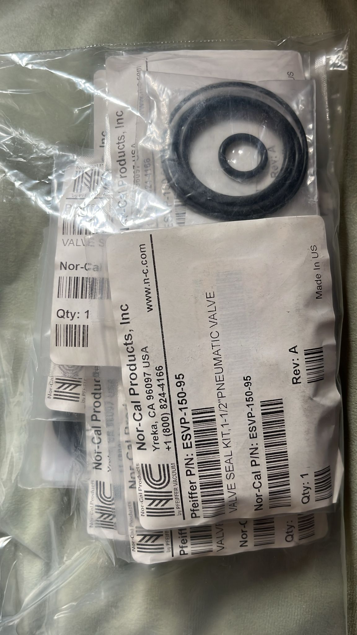 Used Applied Materials AMAT ESVP-150-95 VALVE SEAL KIT,1 1/2" PNEU