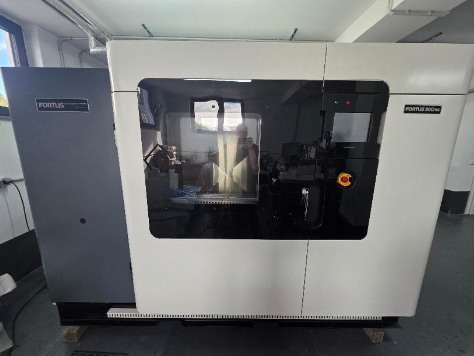 Refurbished 2014 STRATASYS Fortus 900MC 3D Printer