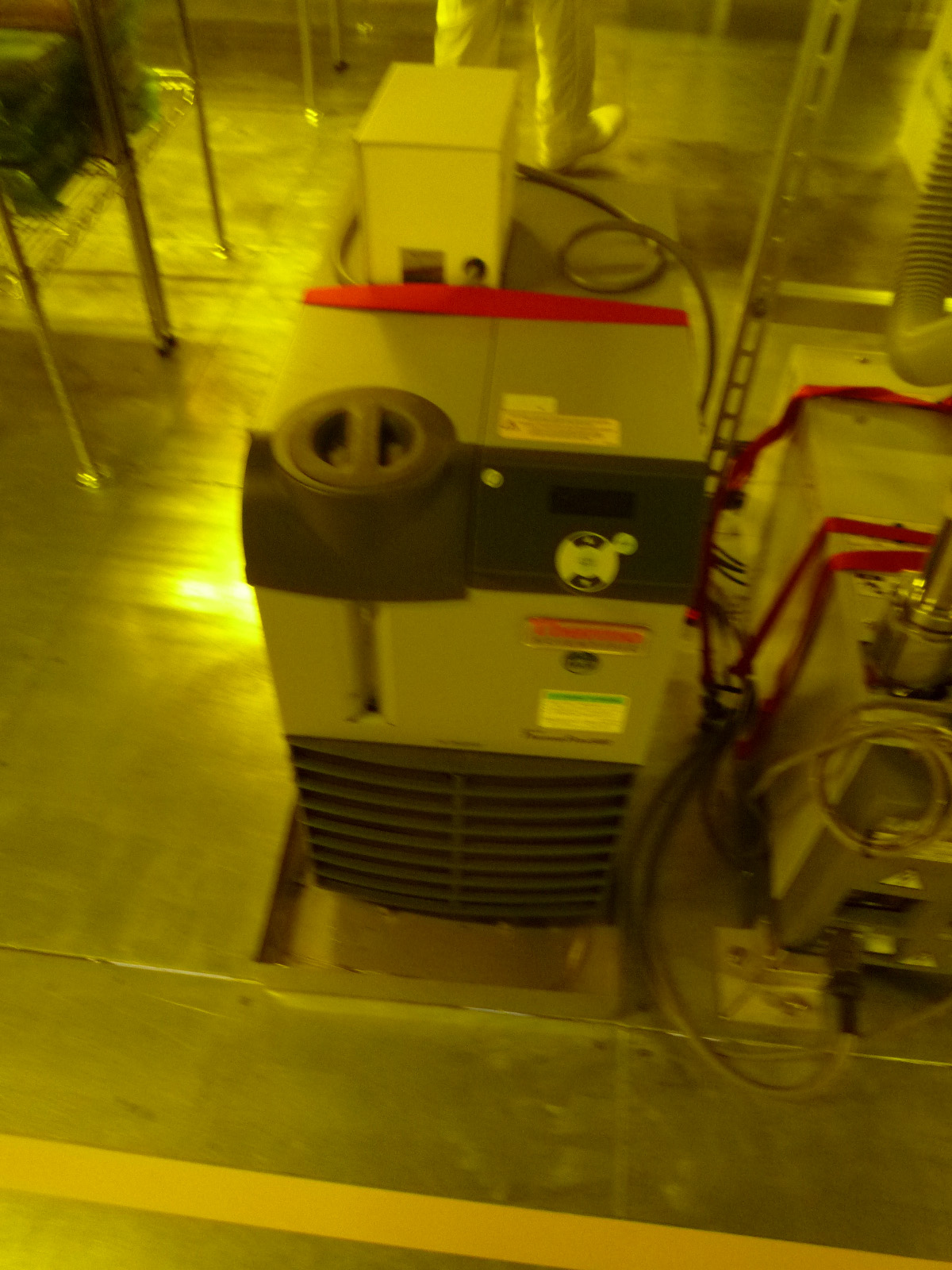 Used 1999 Jeol JWS 7555 FE-SEM