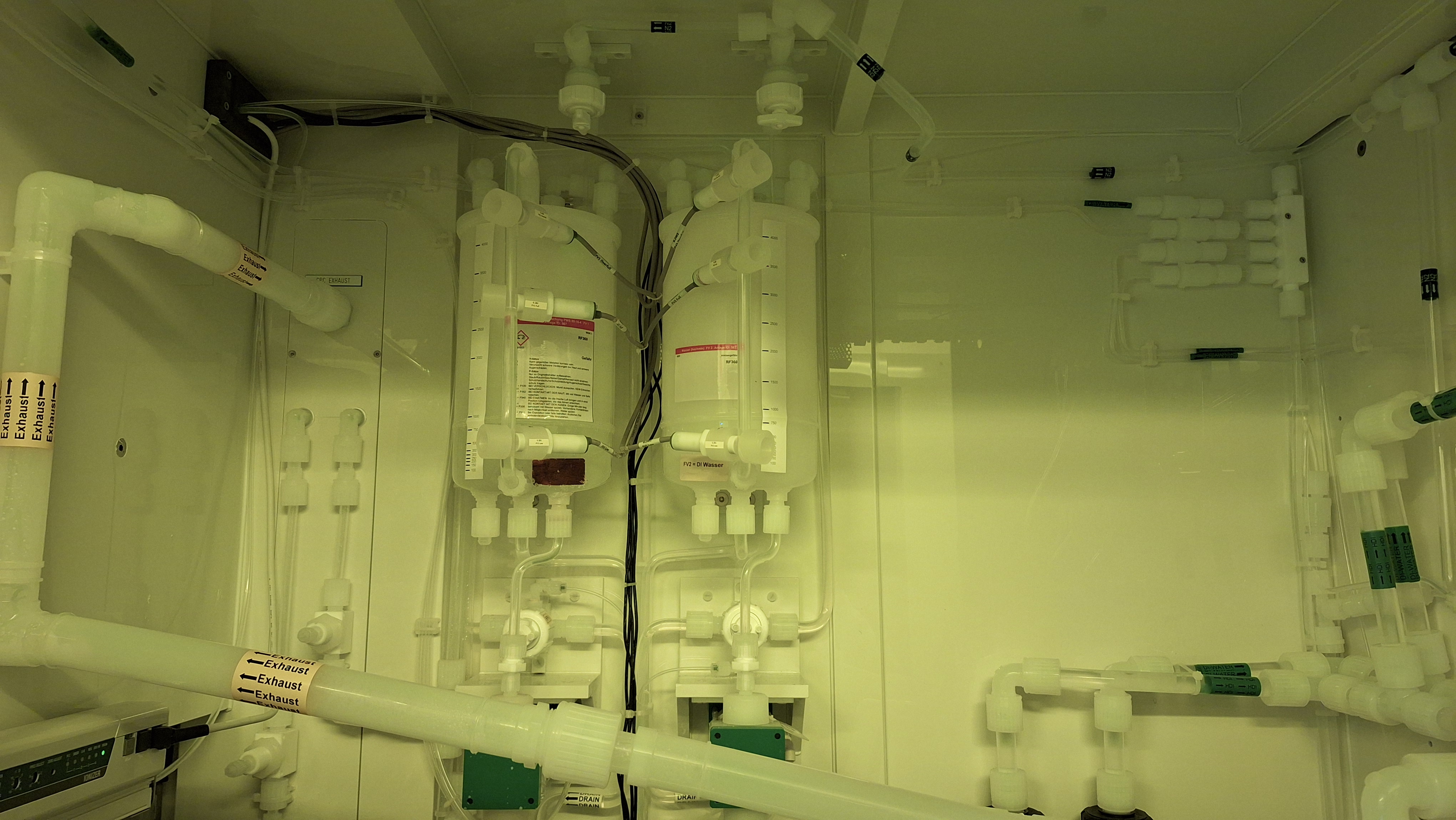 Used 2011 Siconnex SAT200-50W Wet Etching