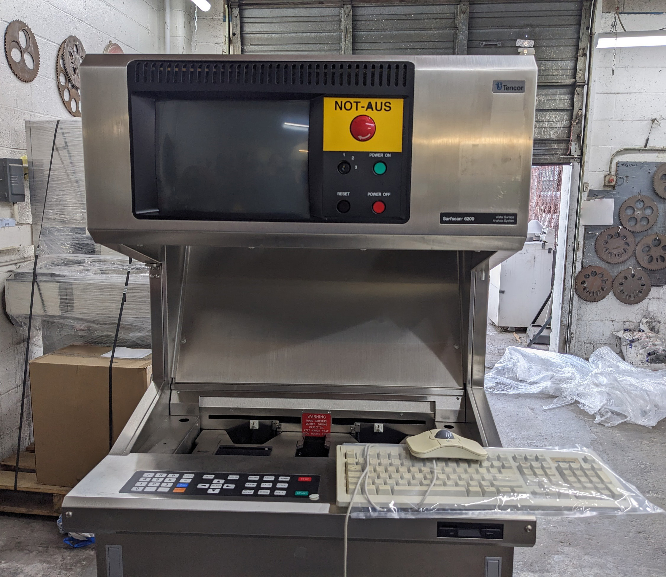 Used 1995 KLA-Tencor Surfscan 6200