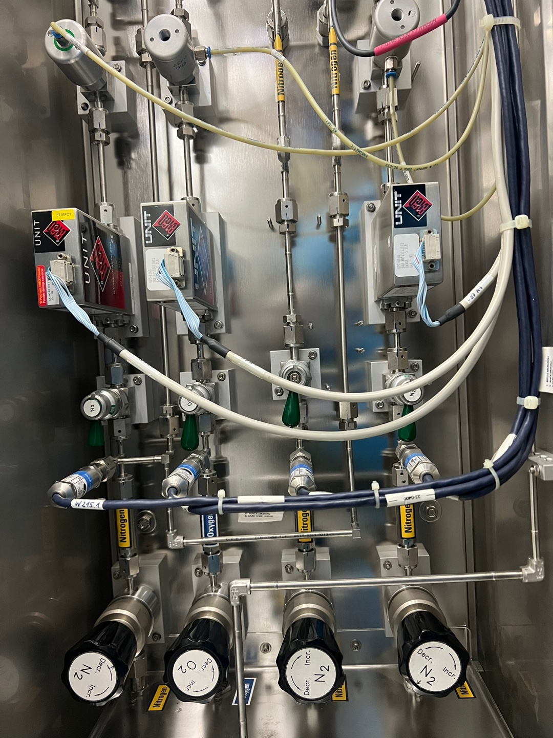 Used Mattson AST 2900 RTP Running Machine