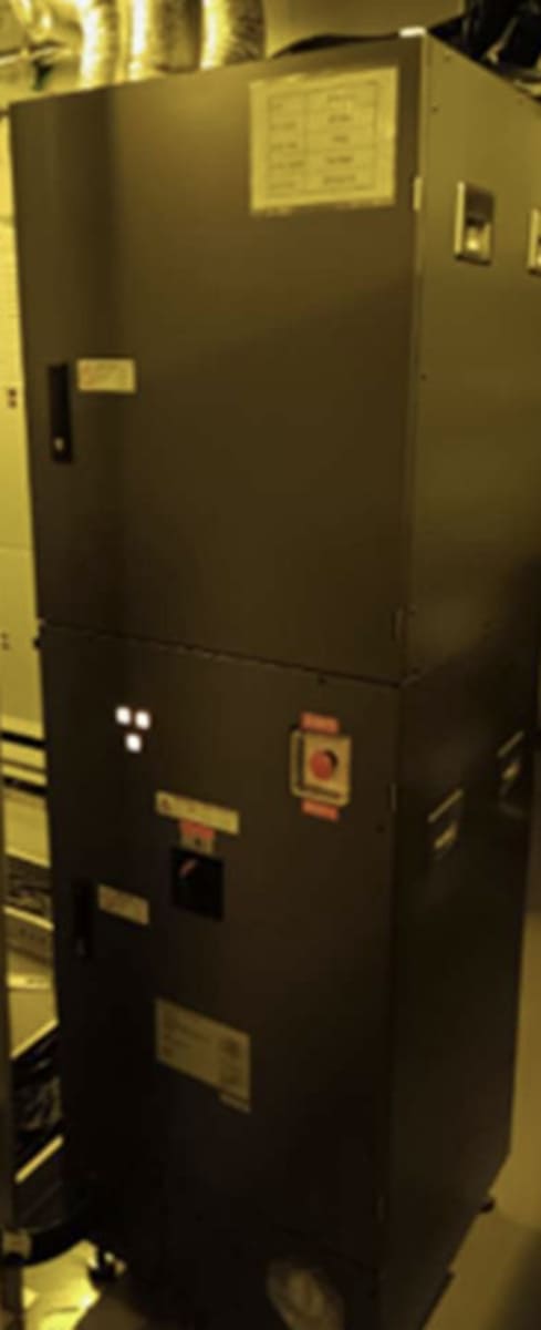 Used 2014 NIKON S-210