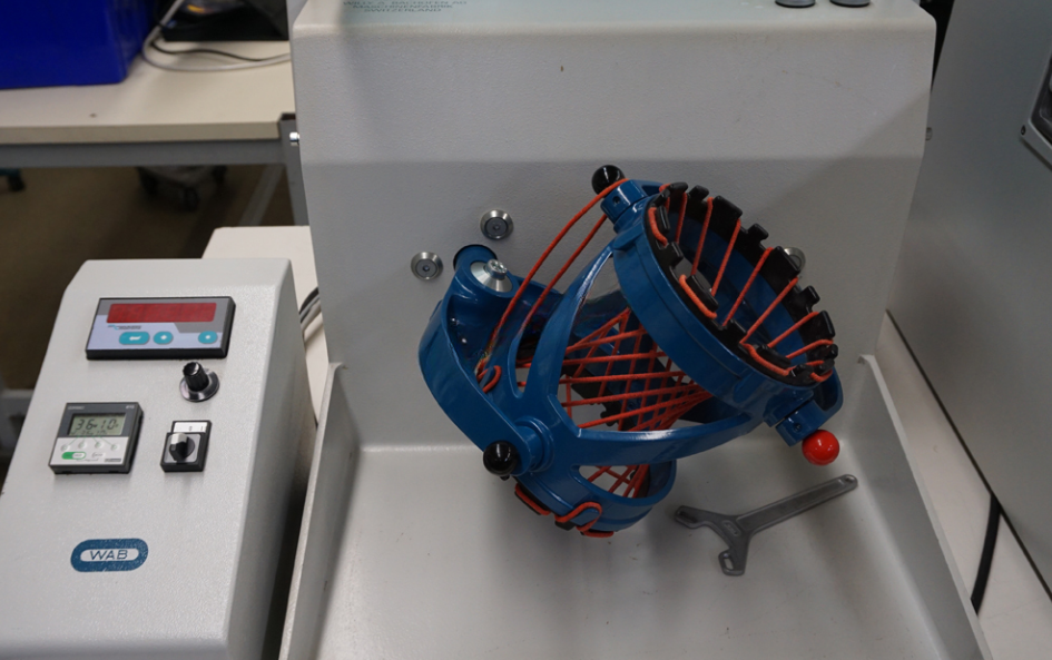 Used WAB Turbula Type T2F-CB with electronic speed control and 10Kg load capacity