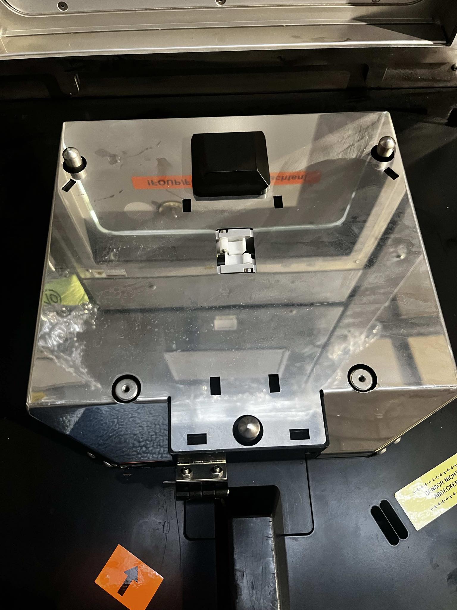 Used Brooks Loadports