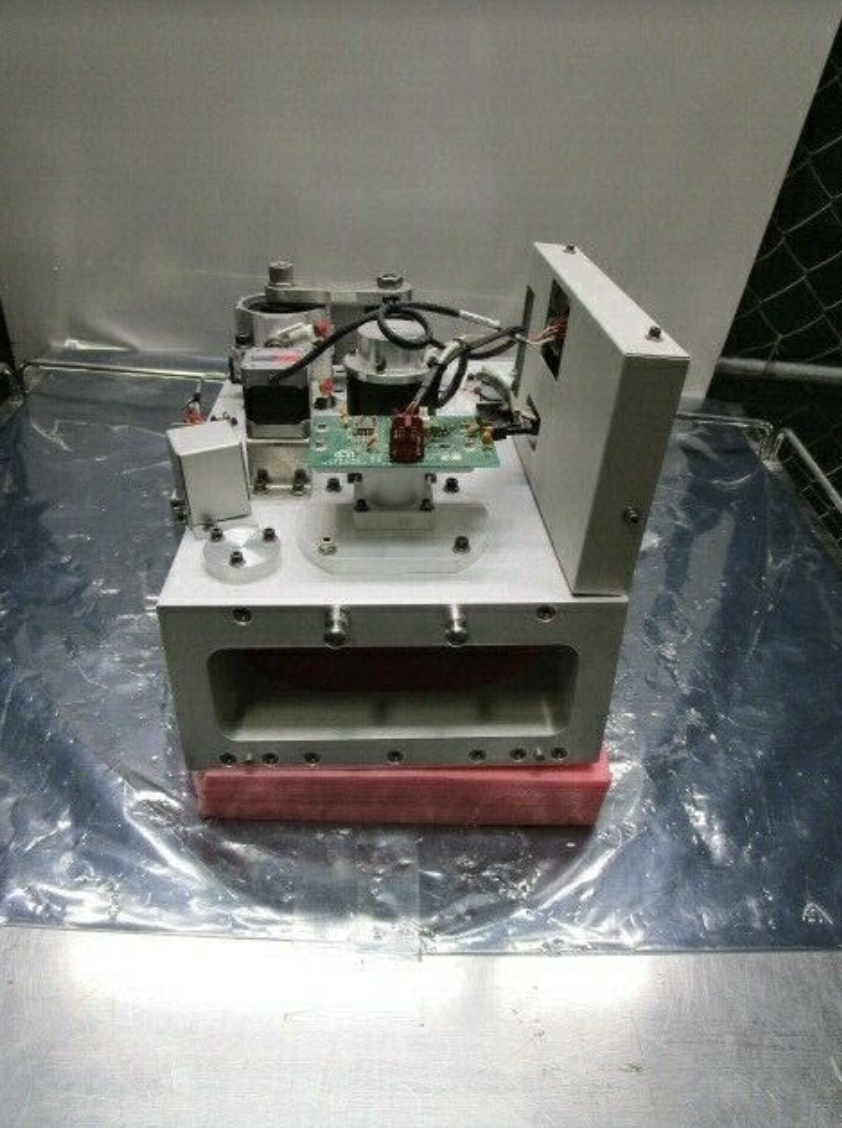 Used AMAT 0020-70376 CHAMBER ORIENTER/DEGAS, AMAT 0010-20138 TC AMP, 104241