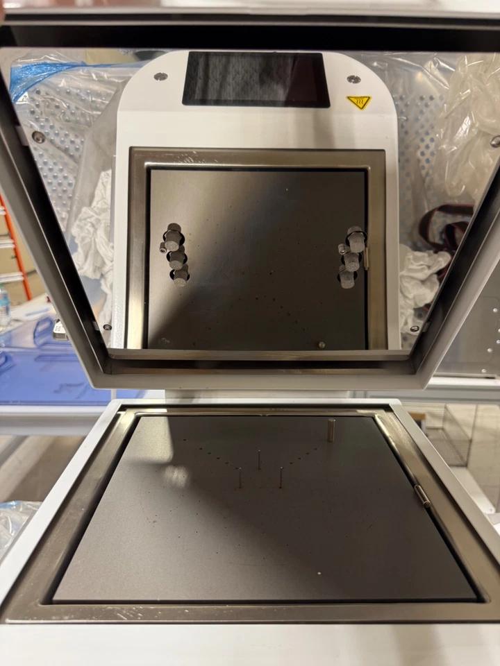 Used CEE  Apogee Bake Plate