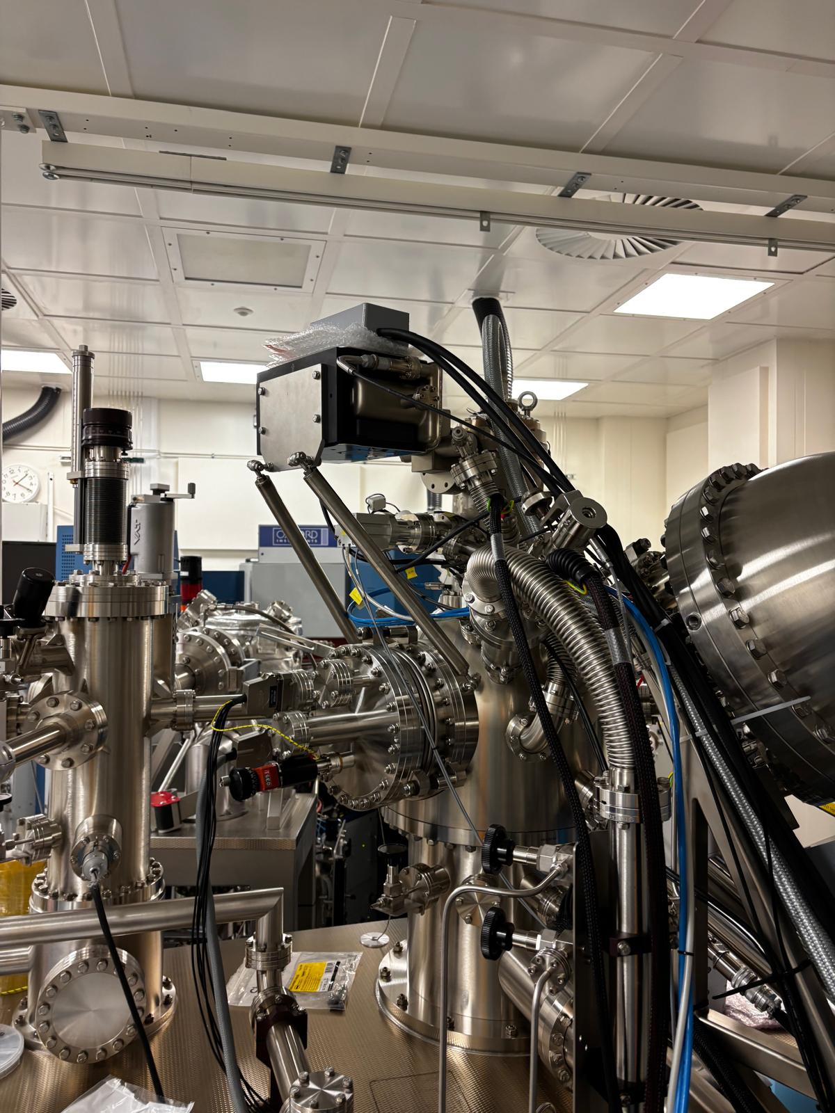 Used 2012 Omicron nanotechnology UHV System Multiscan Lab