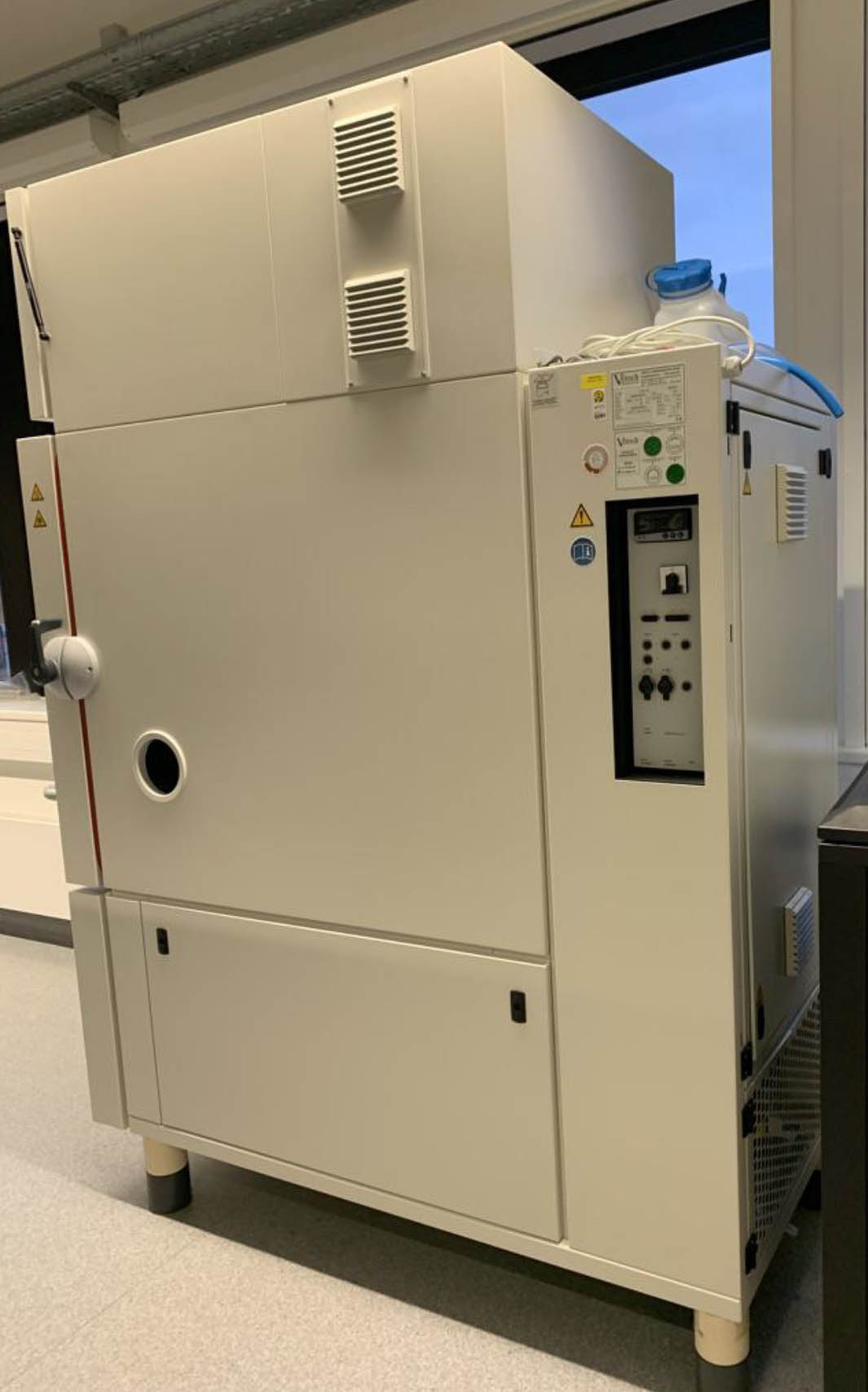 Used 2016 Votsch SUN 340 Climate Chamber