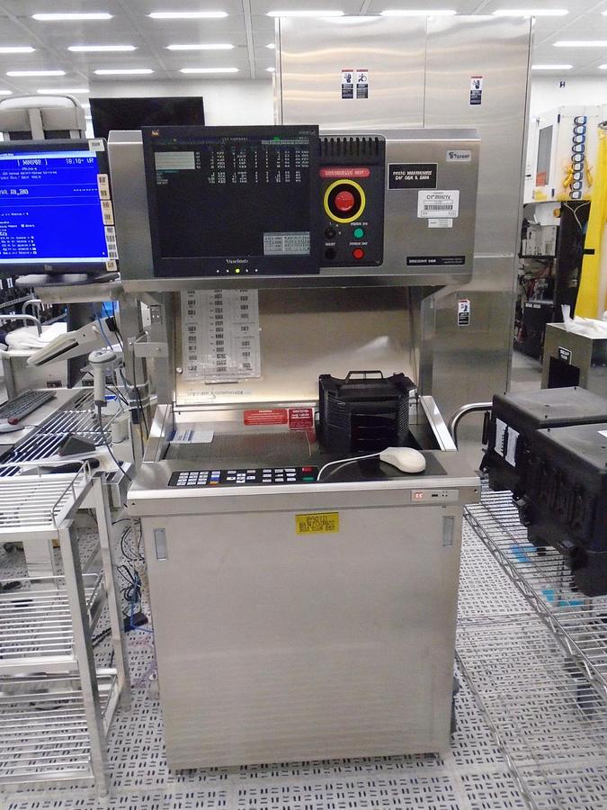 Used 1998 KLA TENCOR Surfscan 6420 Particle Defect System