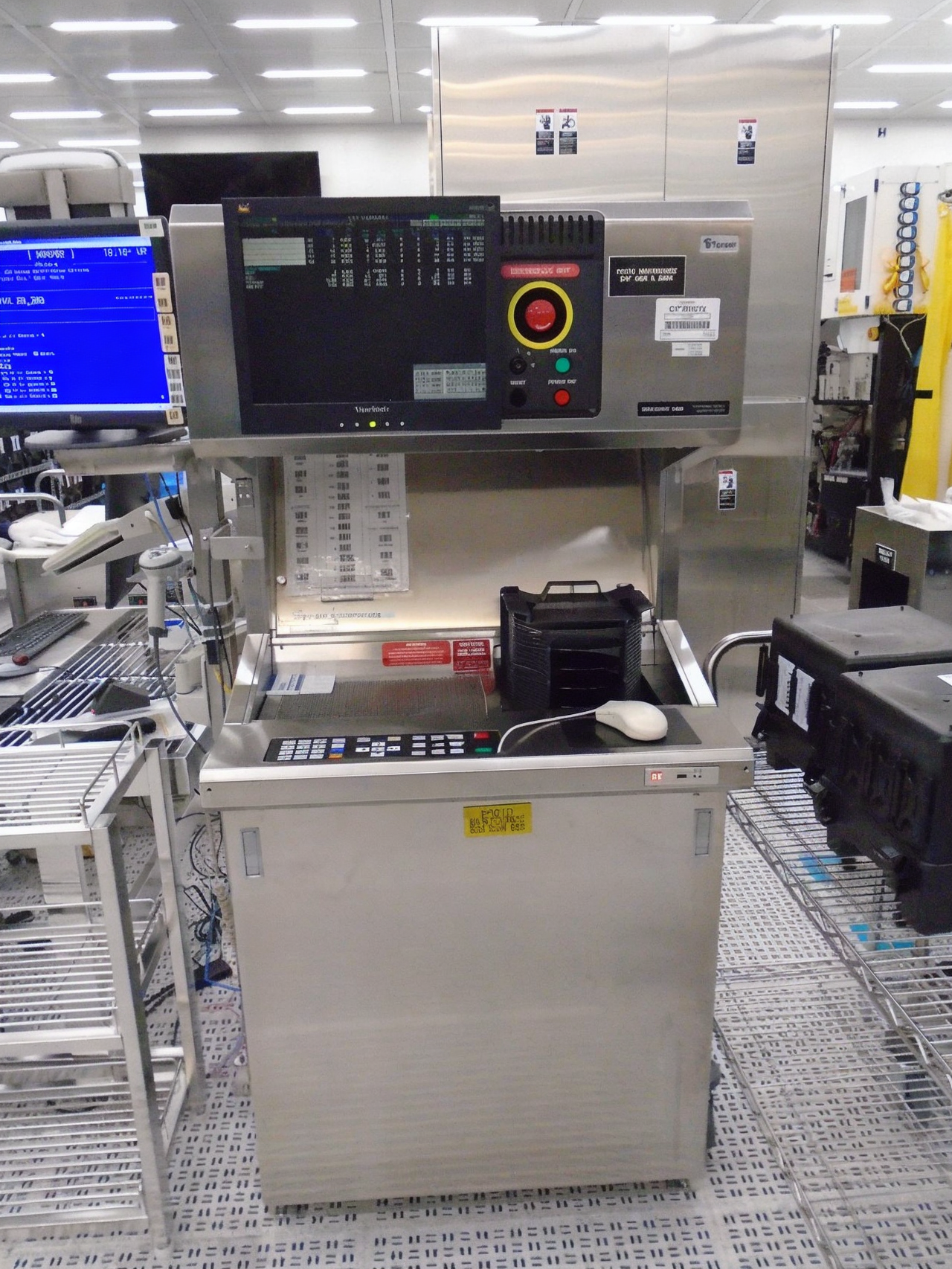 Used 1998 KLA TENCOR Surfscan 6420 Particle Defect System