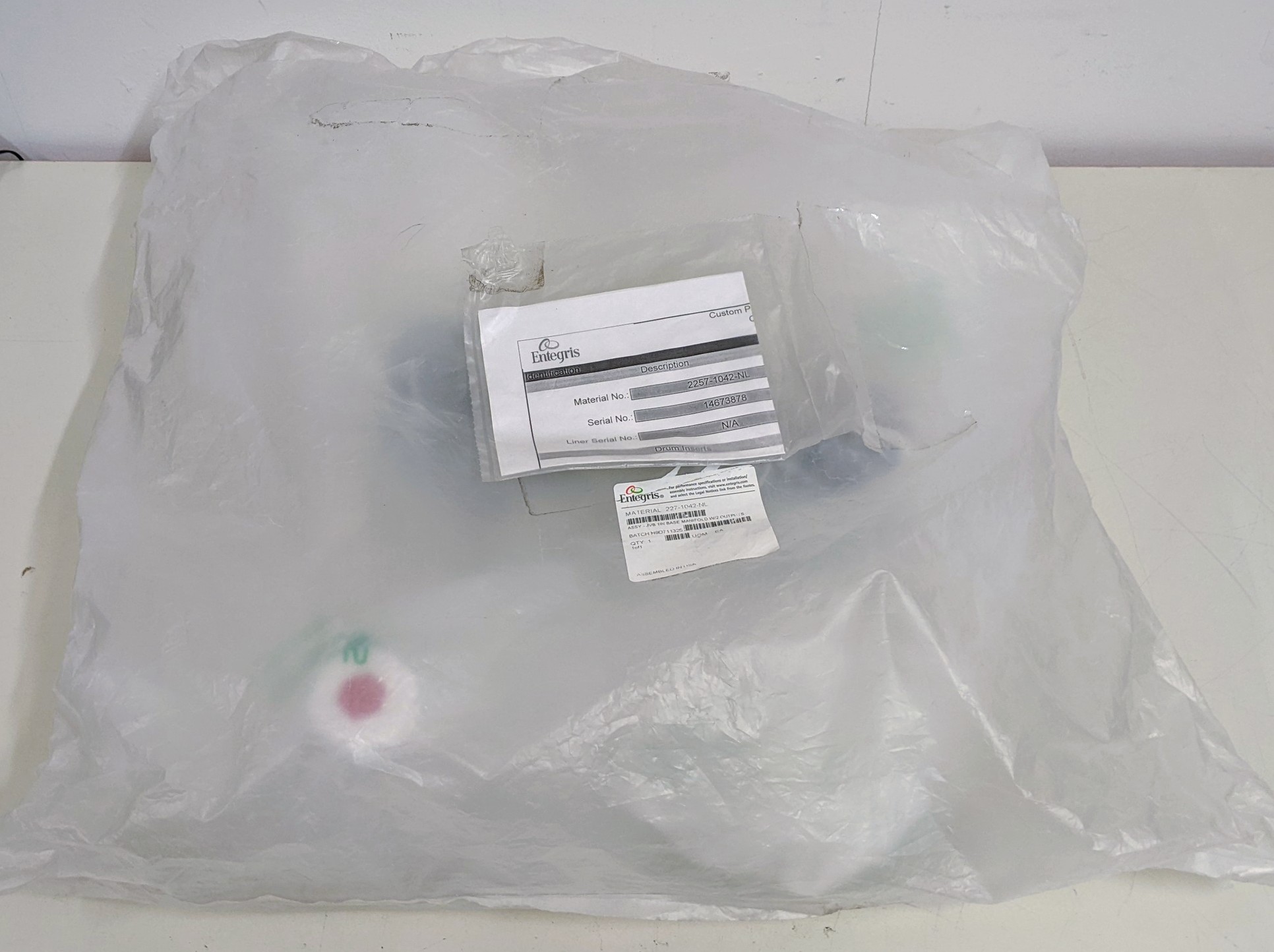 Used BBF Technologies - Entegris Manifold w/Drain/Ck vl 2 Stick