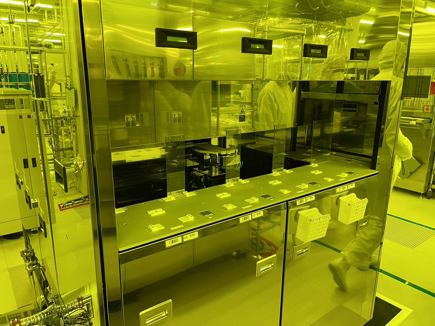 Used TEL ACT8 2C1D Coater Developer