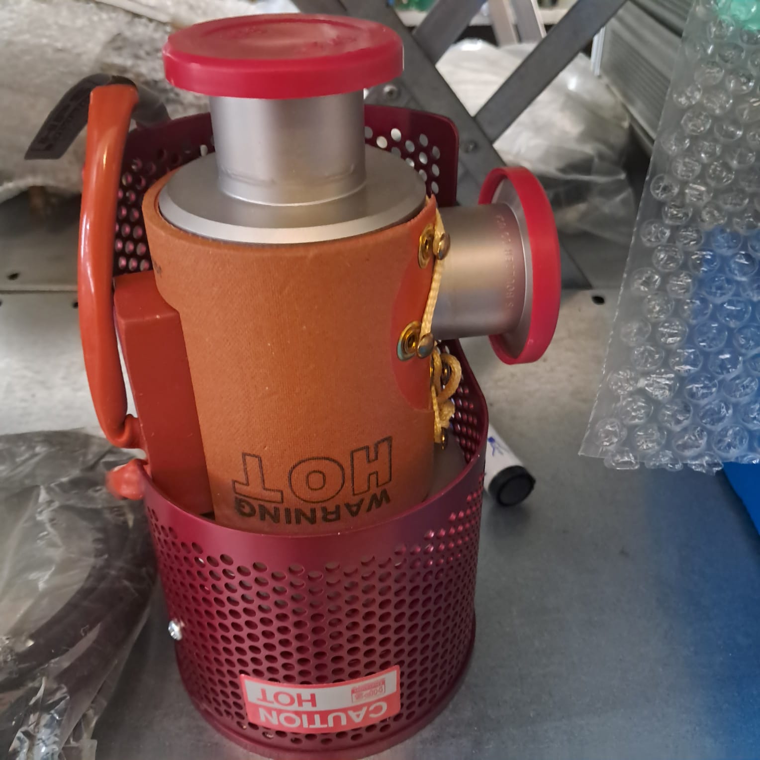 Used Applied Materials AMAT MKS 172-0040K-VA ANGLE VALVE WITH HEATED JACKET