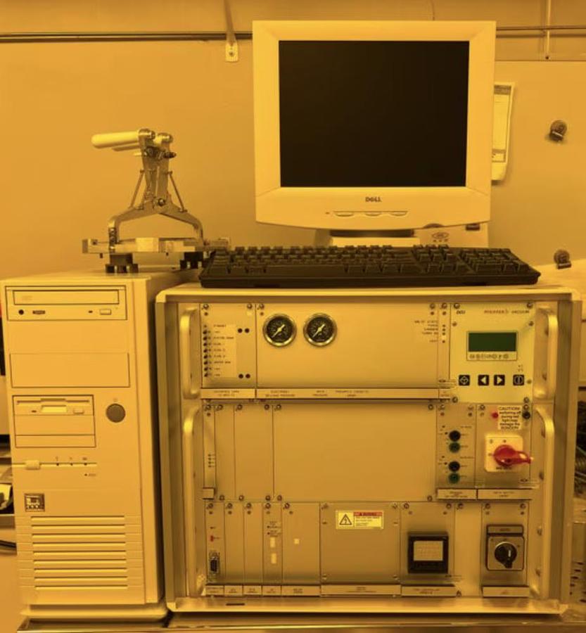 Used EVG 501 Wafer Bonder