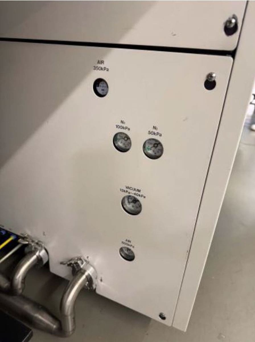 Used 996 Hitachi S-8820