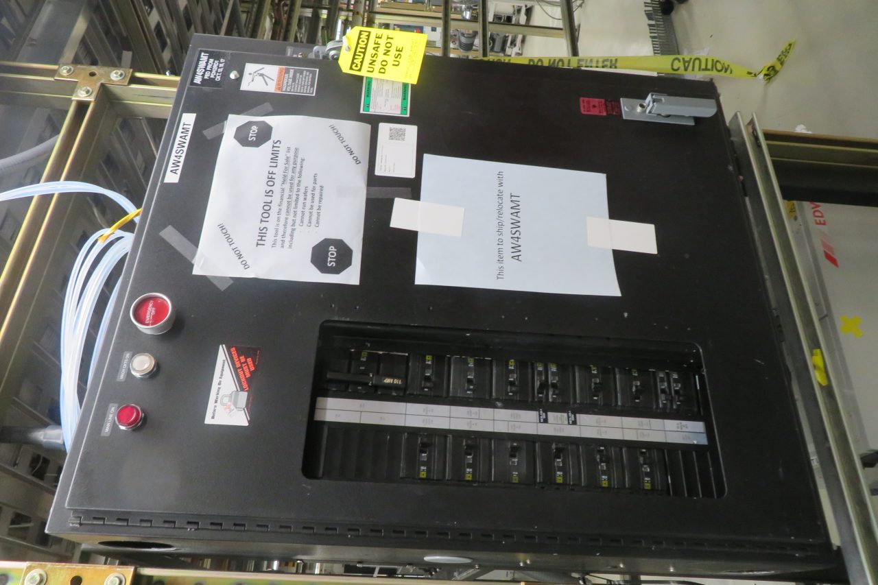 Used 1994 Applied Materials AMAT P-5000 Mark II WxZ