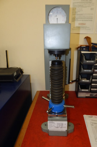 Used Rockwell Hardness Tester – Fine – TRB – 2012/274