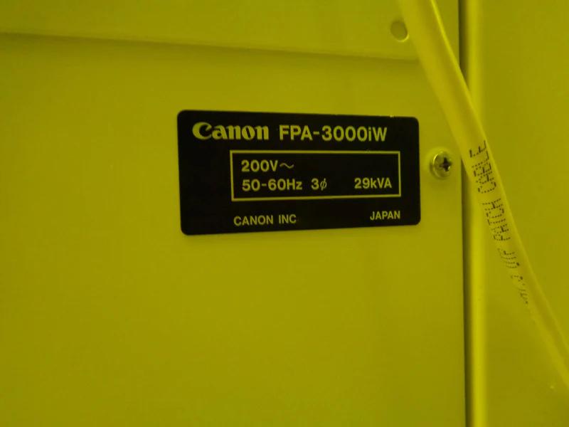 Used 2000 Canon FPA 3000 iW Stepper