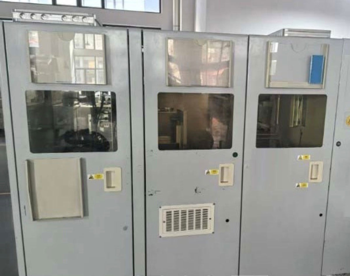 Used 2010 Towa FFT-1030W Compression Molding System