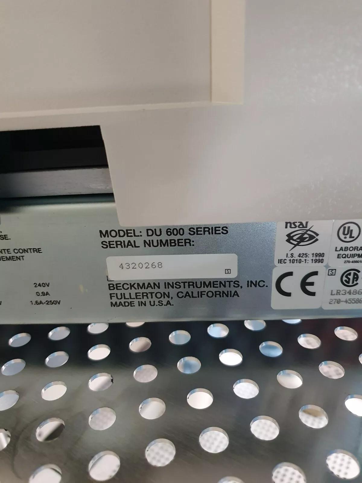 Used Beckman DU650i Spectrophotometer with monitor