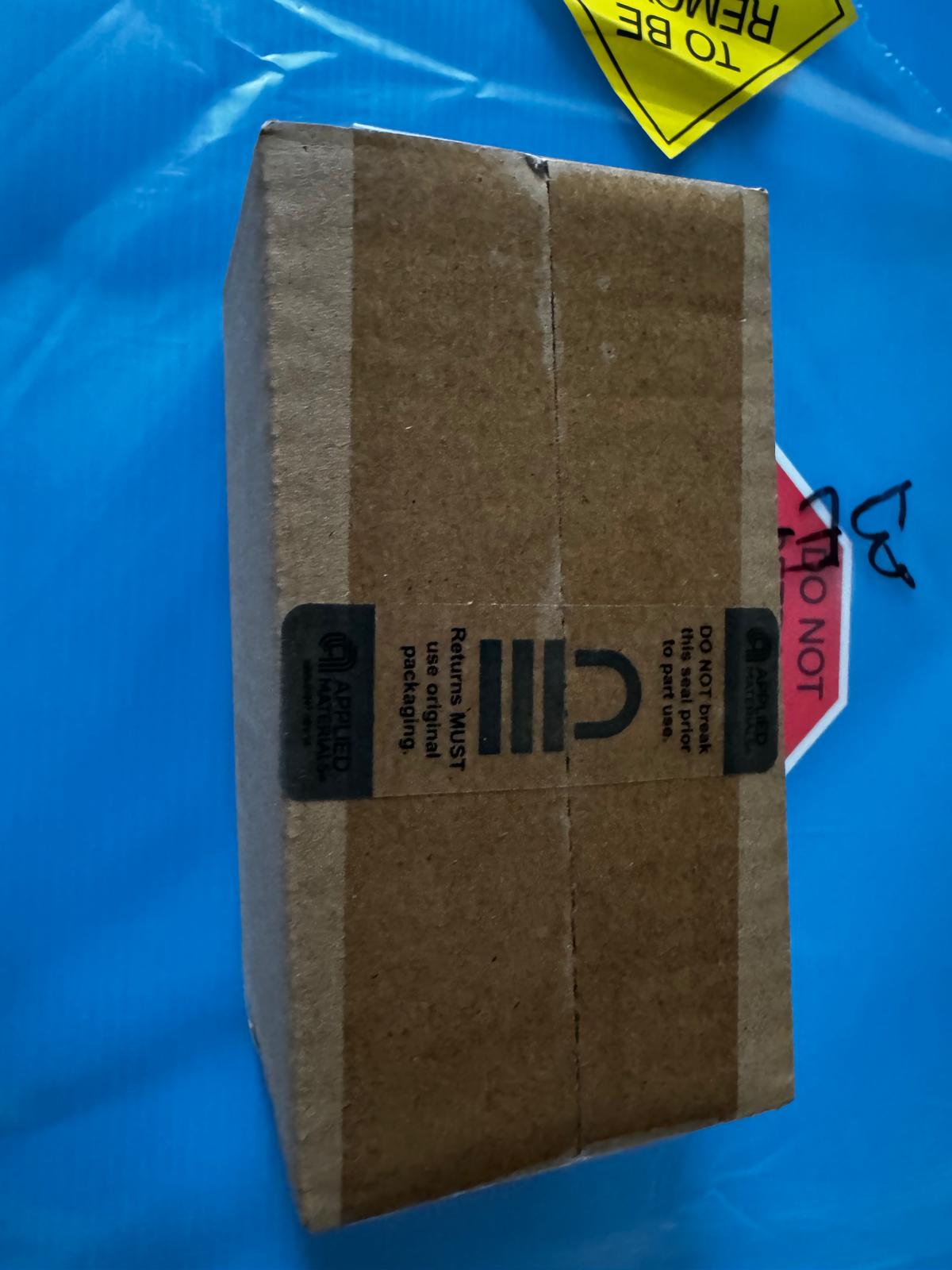 Applied Materials AMAT 0020-30855 PLUG GAS DIST PLATE AMAT4D SHOWERHEAD